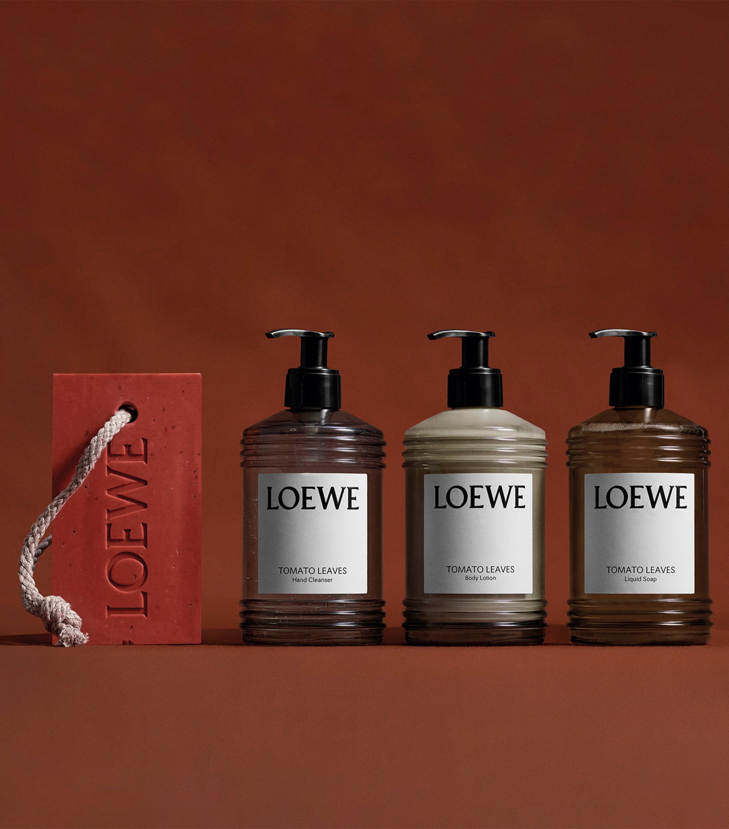 LOEWE Tomato Leaves body lotion 360ml, UK version