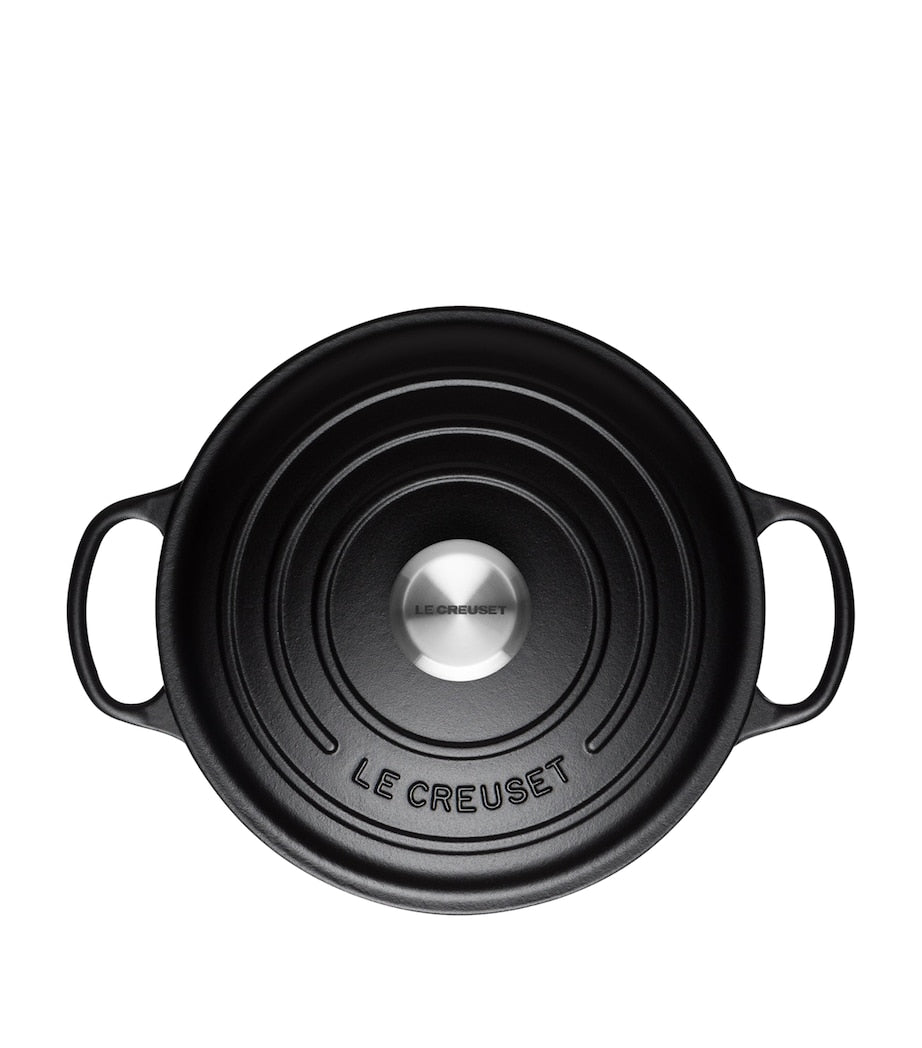 Le Creuset cast iron round casserole dish 26cm, UK version
