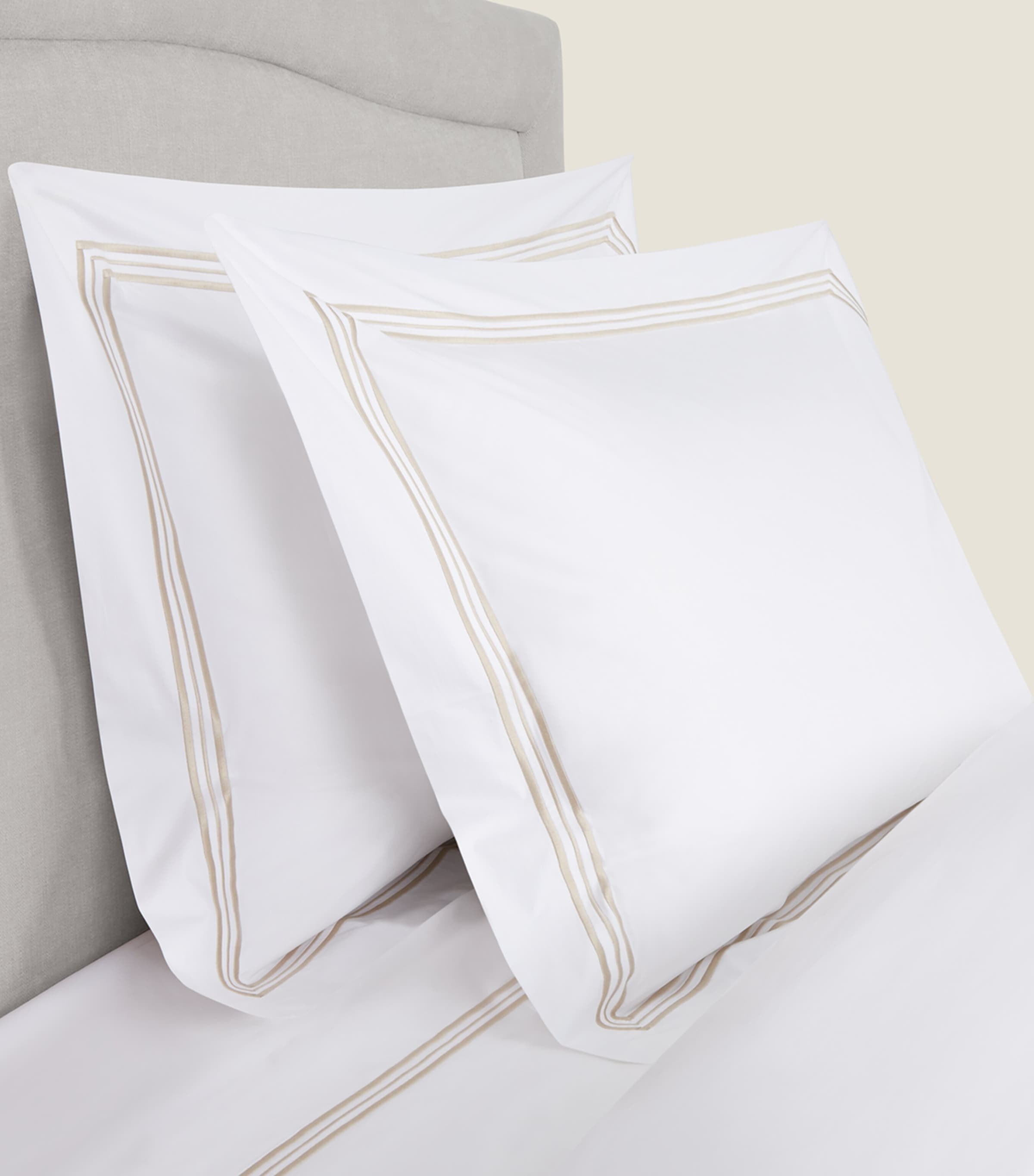 Frette Triplo Super King flat sheet set - British product