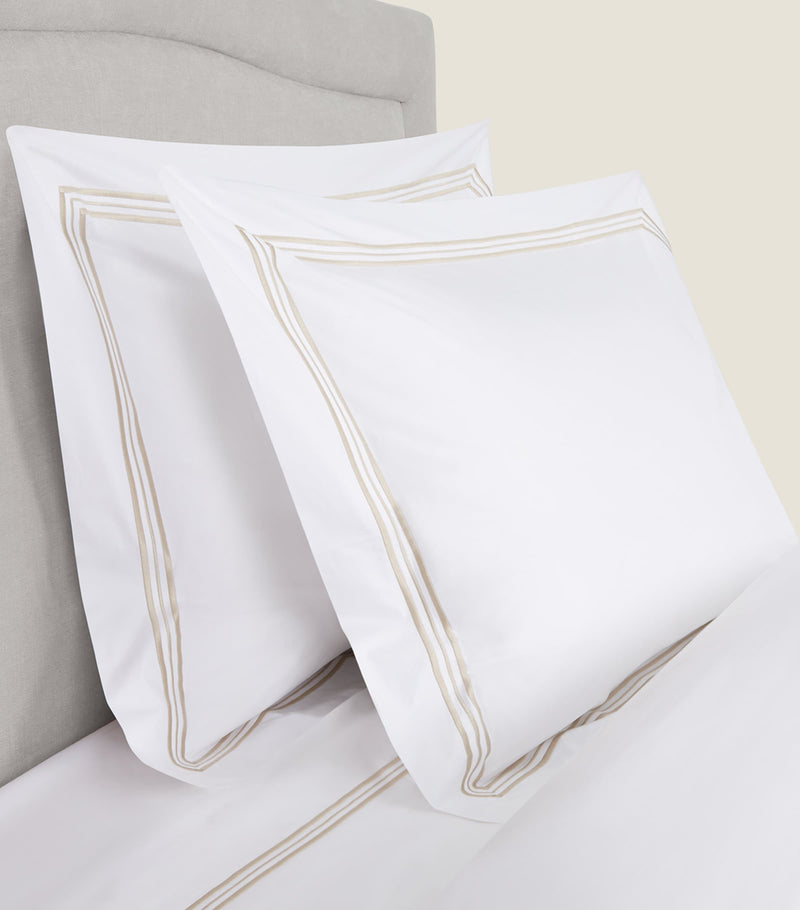 Frette Triplo Super King flat sheet set - British product