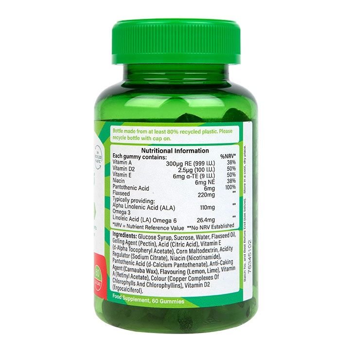 Holland & Barrett Daily Kids Multivitamins & Omega 60 Gummies GOODS Holland&Barrett