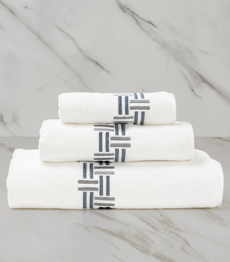 Frette Basket Weave bath towel 100cm x 150cm - British product