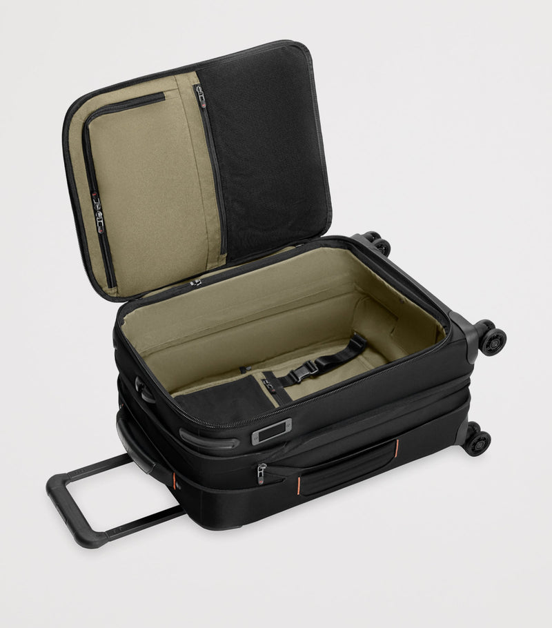 Briggs & Riley carry-on spinner suitcase 56cm - British product