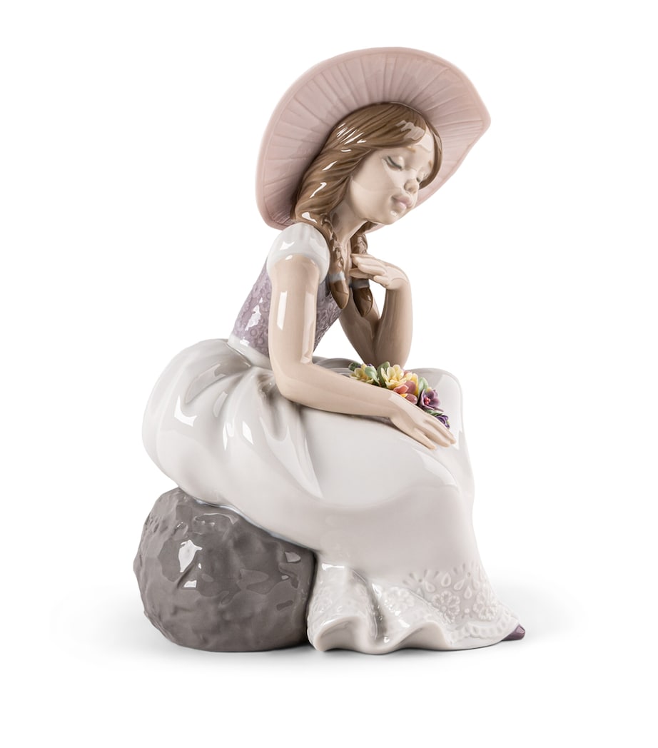 Lladró porcelain spring sculpture pastel hues (British brand)