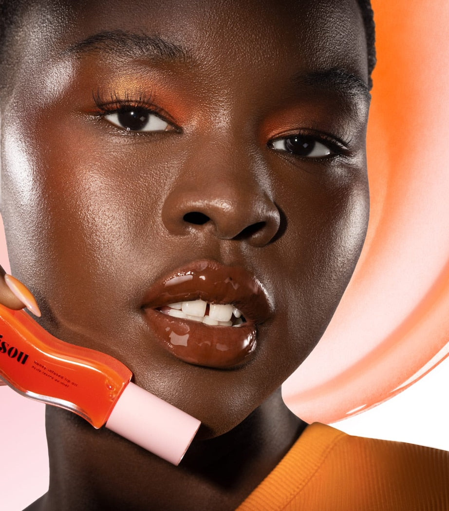 Gisou honey infused lip oil, UK version