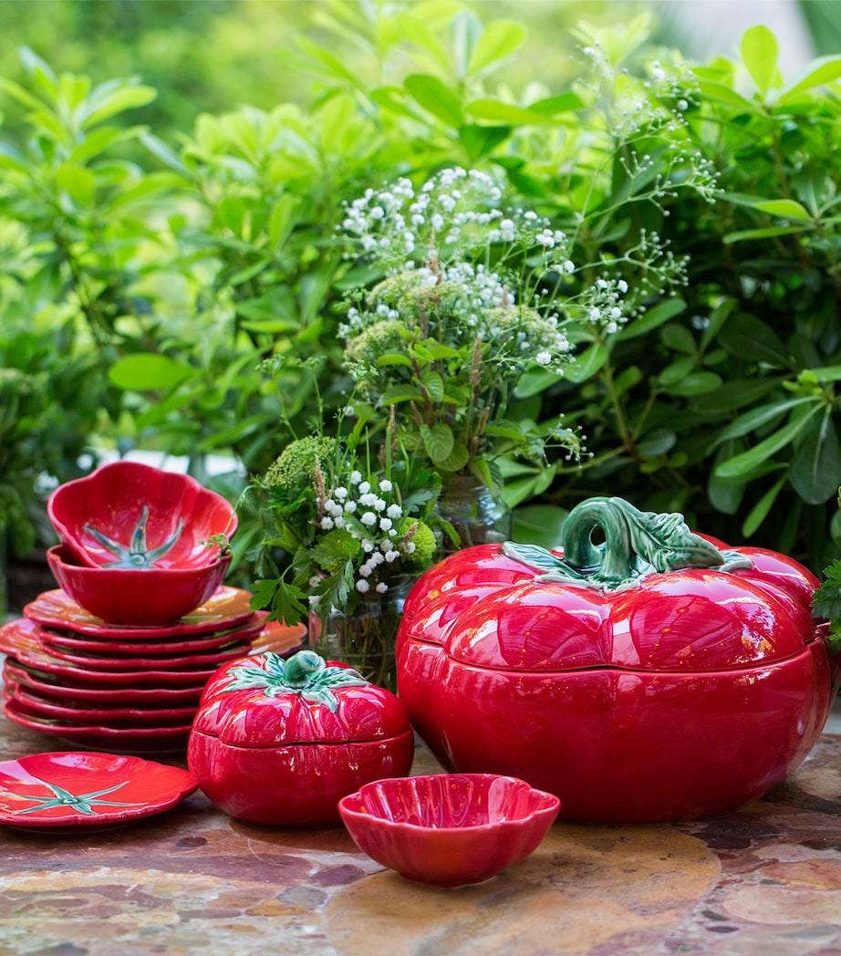 Bordallo Pinheiro lidded tomato bowl 15.5cm - British product