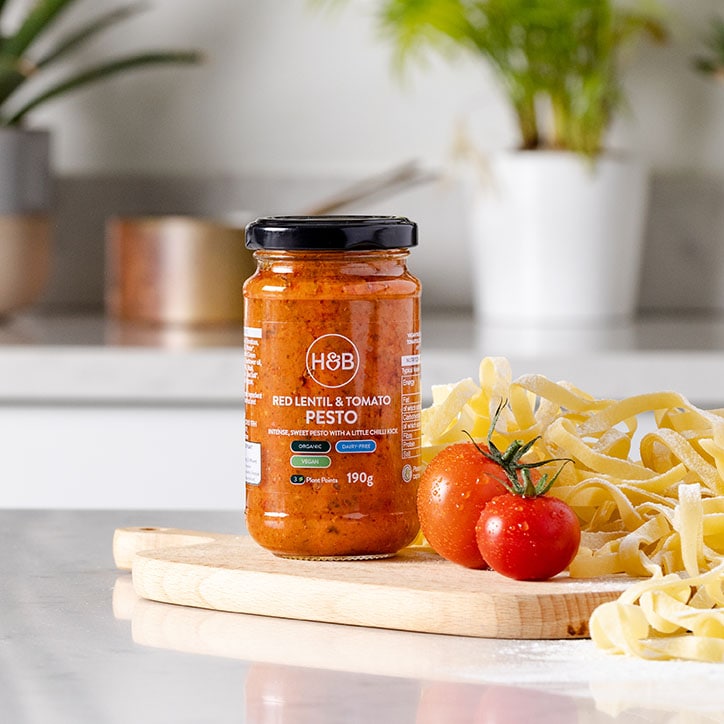 Holland & Barrett Red Lentil & Tomato Pesto 190g GOODS Holland&Barrett