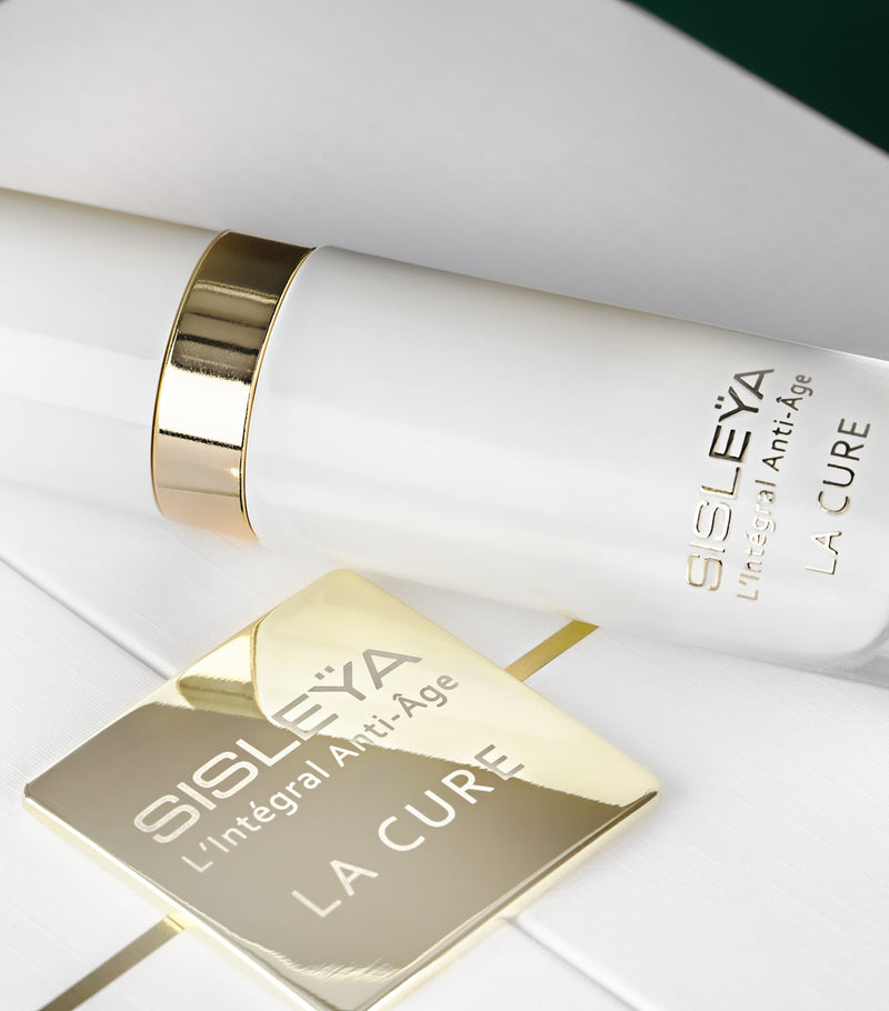 Sisley L'Intégral Anti-Âge La Cure anti-ageing serum (British brand)