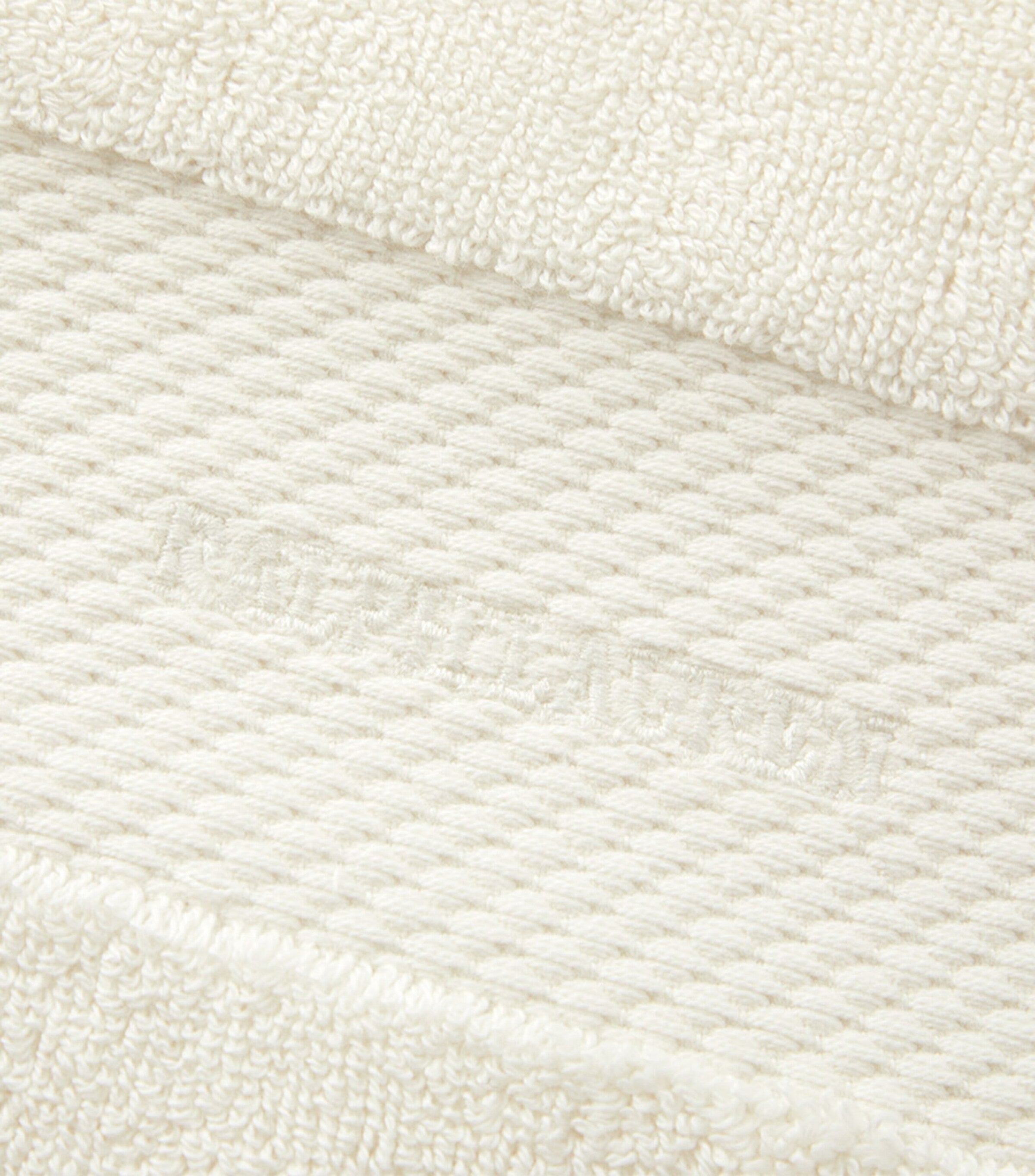 Ralph Lauren Home Avenue hand towel 50cm x 100cm, imported from the UK