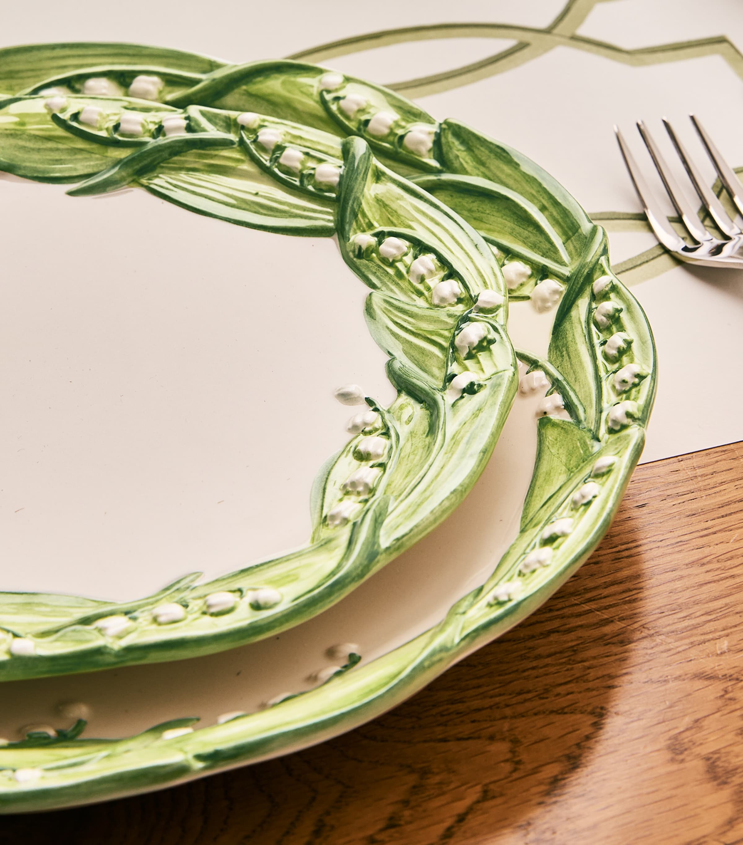 Les-Ottomans Lilly of the Valley dinner plate 21cm, UK version