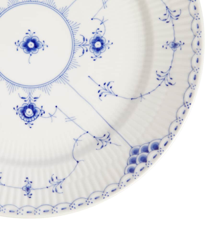 Royal Copenhagen porcelain plate Blue Fluted Half Lace 27cm - British product