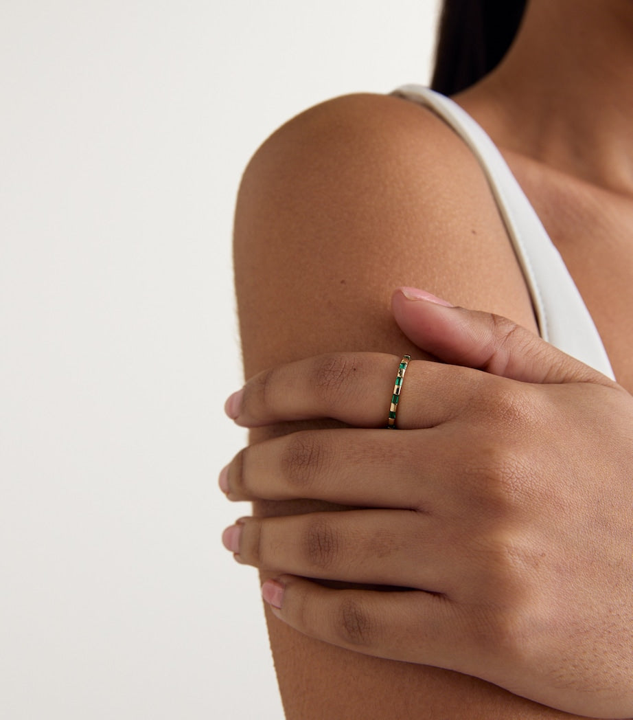 Astrid & Miyu emerald baguette ring yellow gold - British product