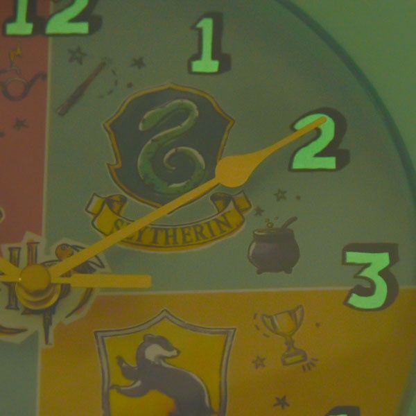 Harry Potter Charms Wall Clock - House Crests GOODS Superdrug   