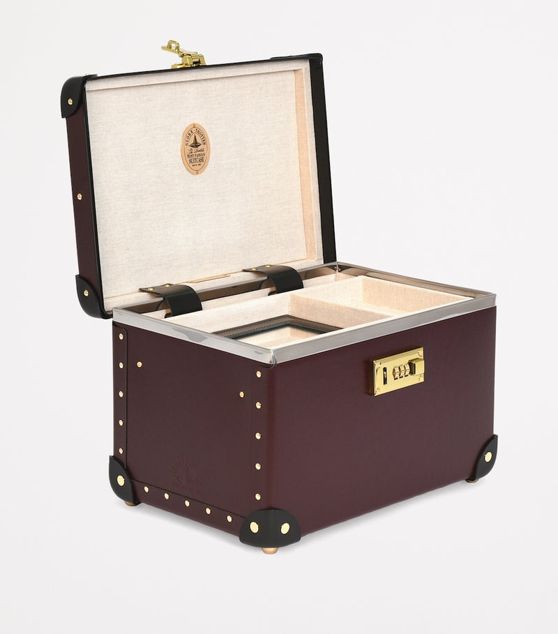 Globe-Trotter Centenary vanity case 24cm, UK version