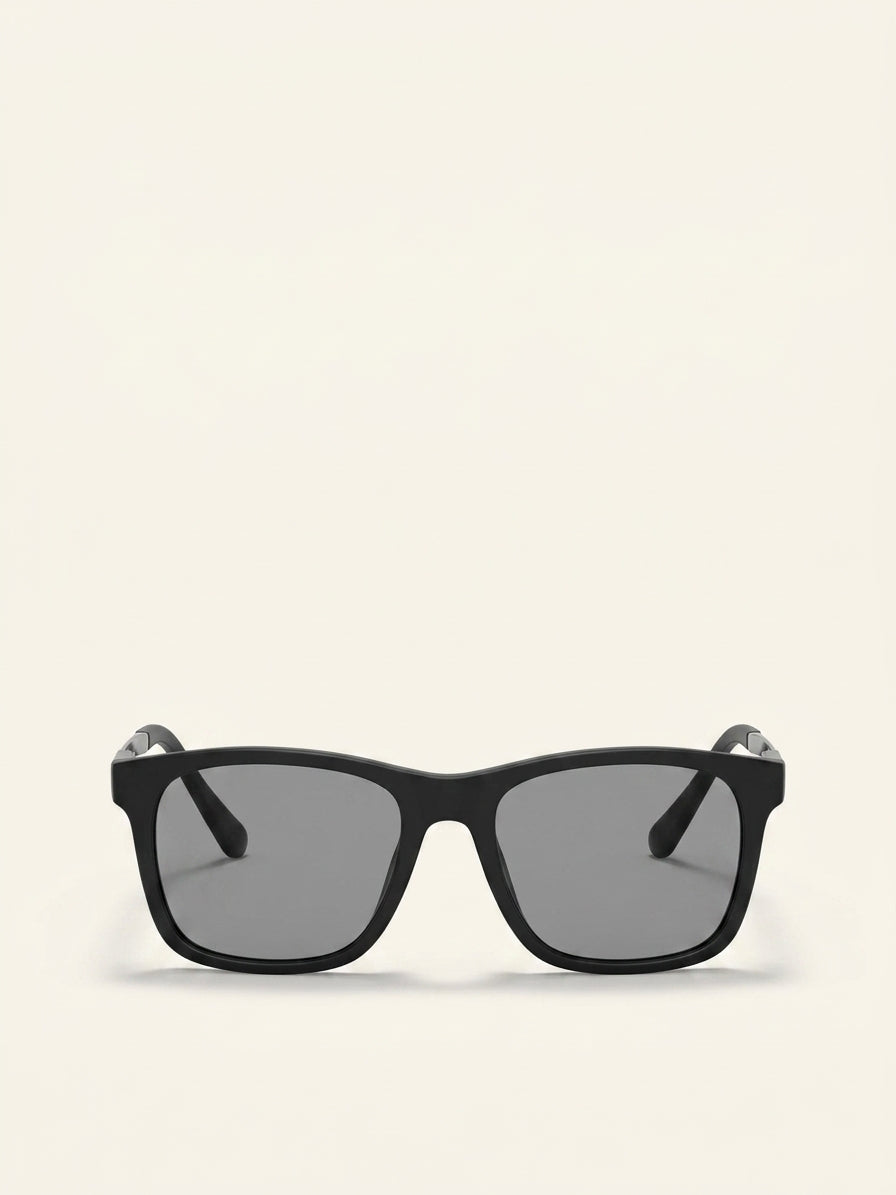 Gucci cat-eye acetate sunglasses GG1422S, imported from the UK