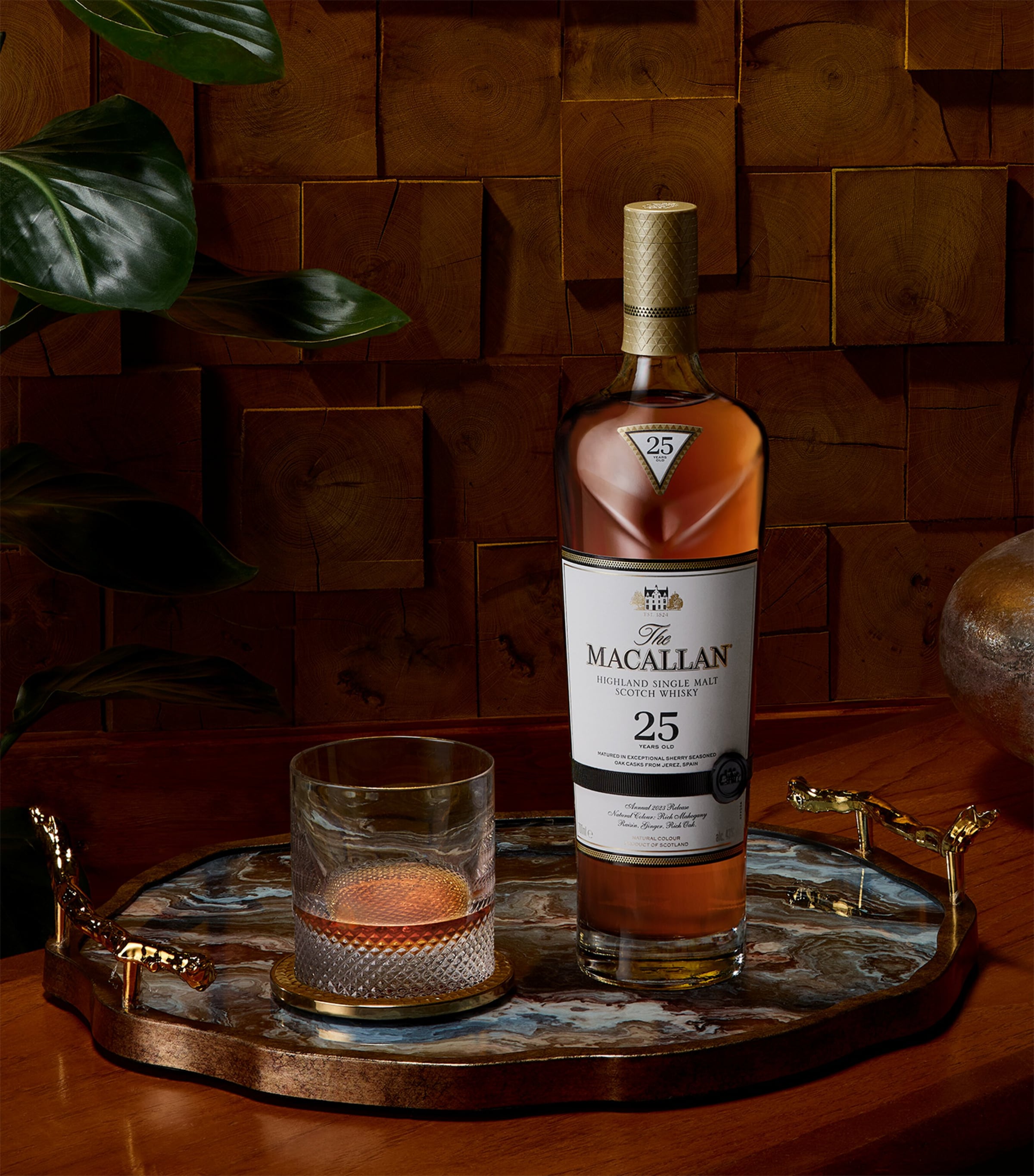 The Macallan 25-Year-Old Sherry Oak Whisky 70cl (British brand)