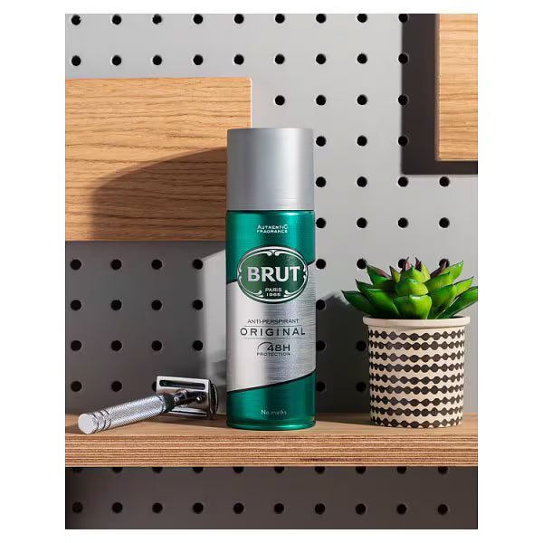 Brut Men's anti-perspirant spray bottle 200ml - British product