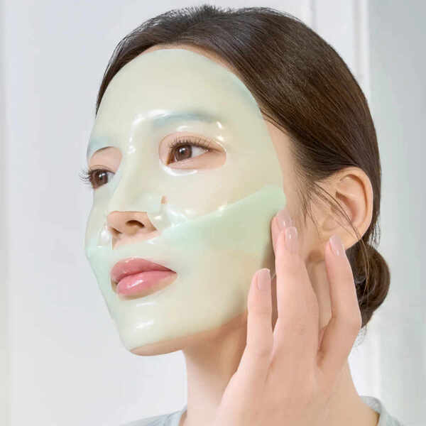 Luvum Green Citrus Vitamin C gel mask, imported from the UK
