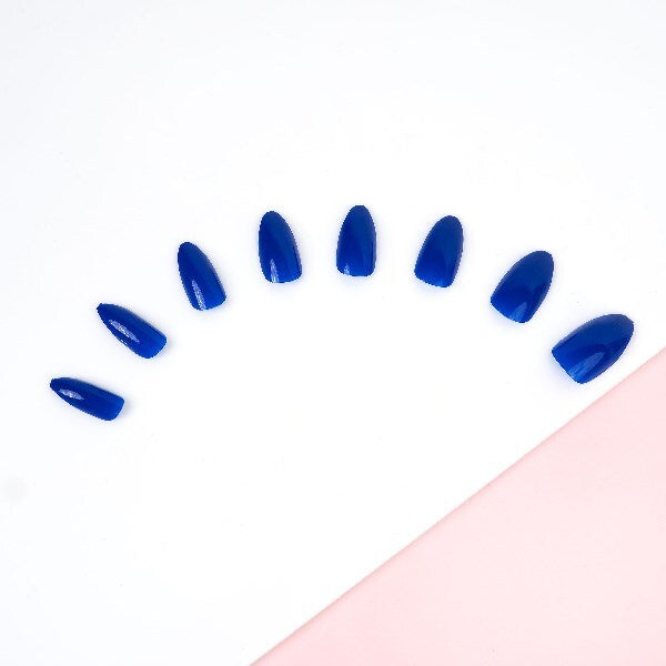 Invogue Electric Blue Oval Nails - Pack of 24 GOODS Superdrug   