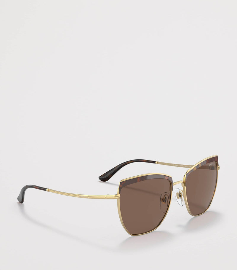 Vogue metal irregular sunglasses with oversized cat-eye design, UK version