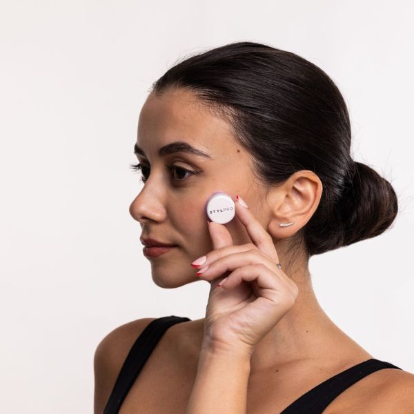 STYLPRO LED spot blemish patch with hydrocolloid patches, UK version