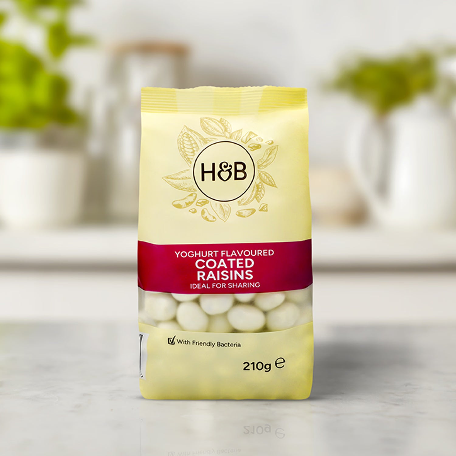 Holland & Barrett yoghurt coated raisins 210g - British product