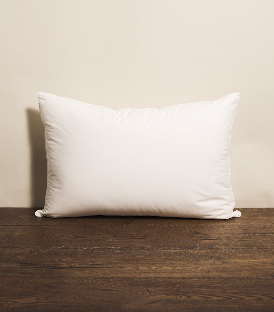 Harrods anti-allergy down pillow 50x75cm (British brand)
