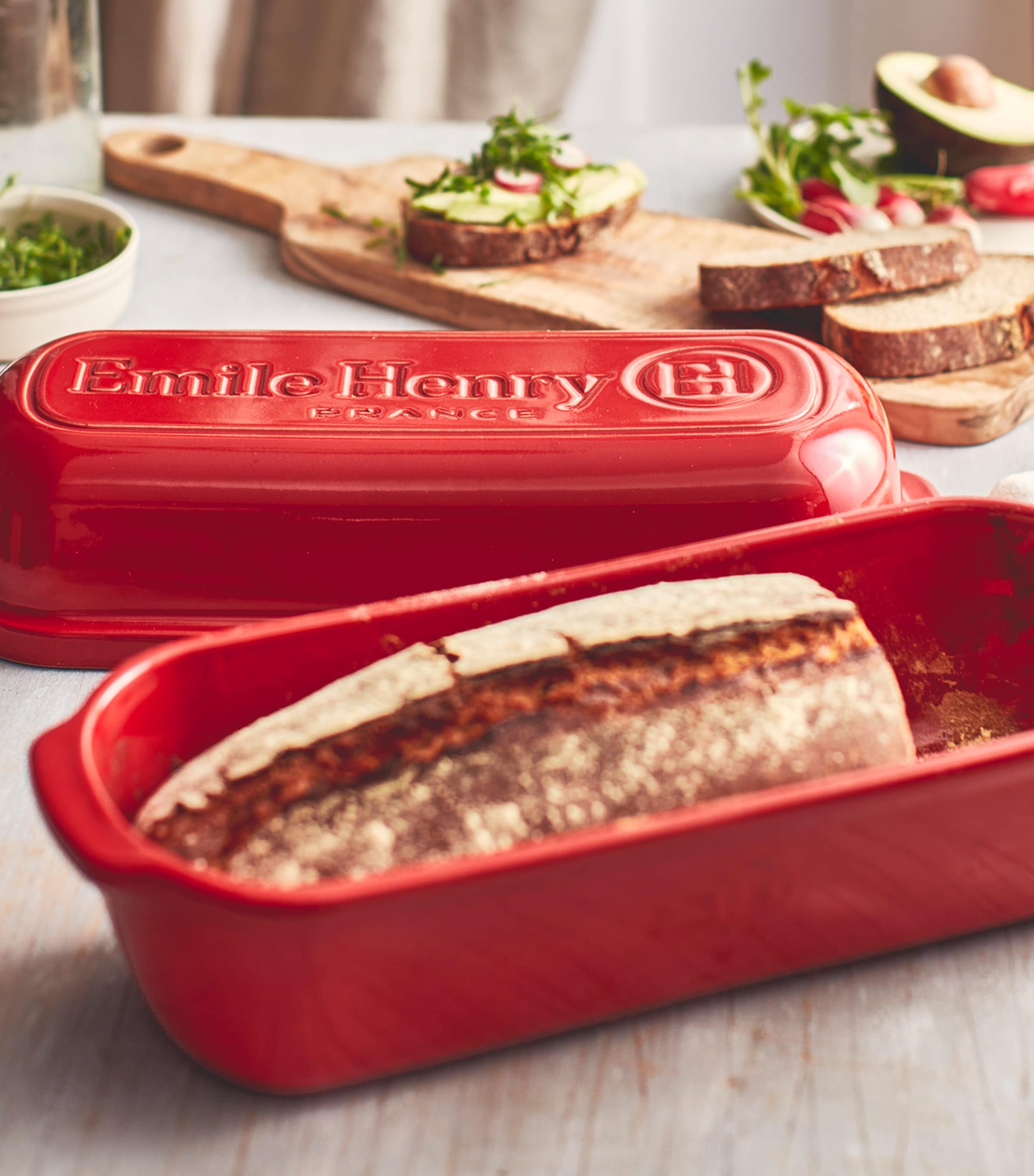 Emile Henry ceramic bread loaf baker 39.5cm - British product
