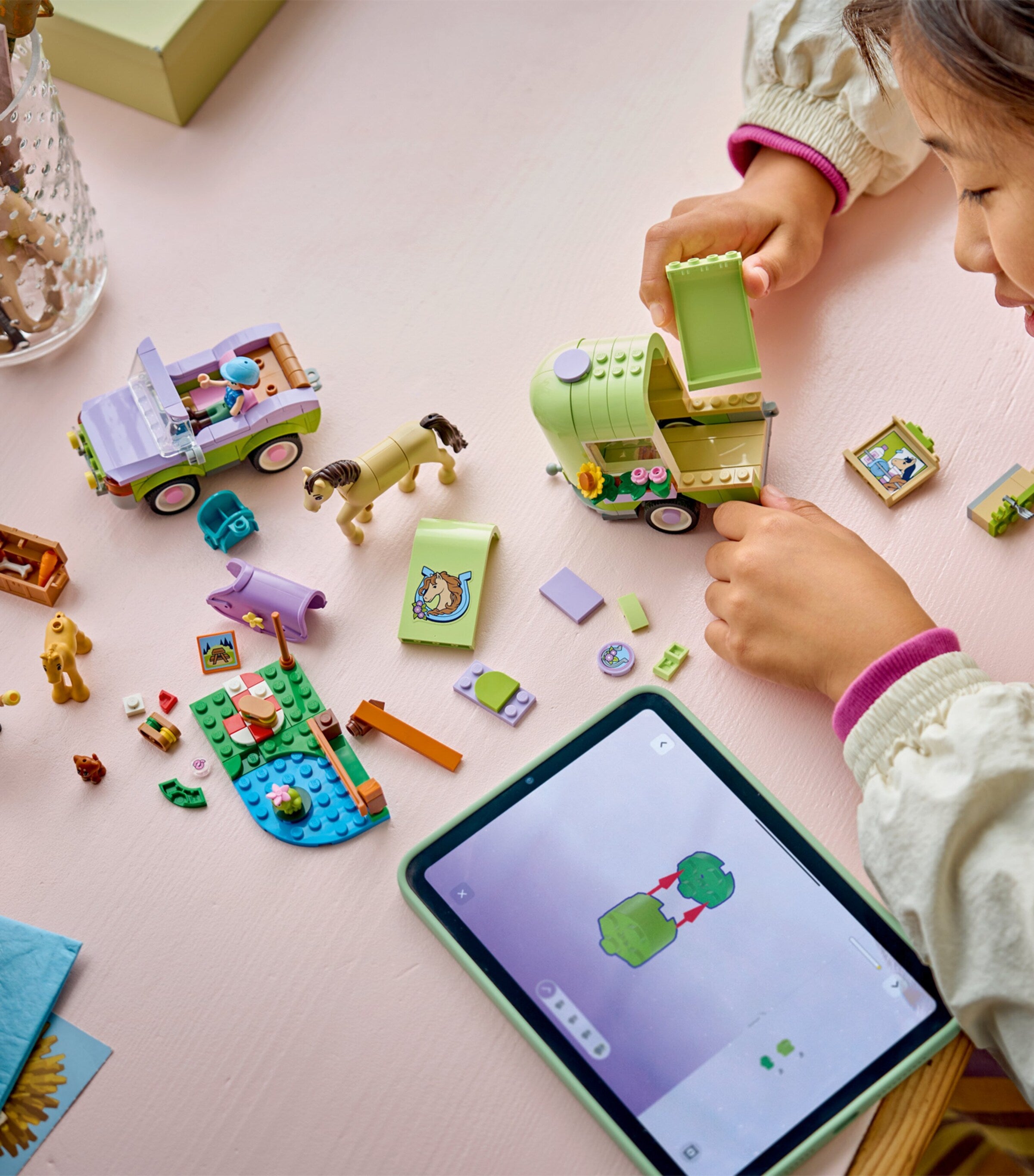 Lego Friends Horse & Baby Foal Trailer toy set, UK version
