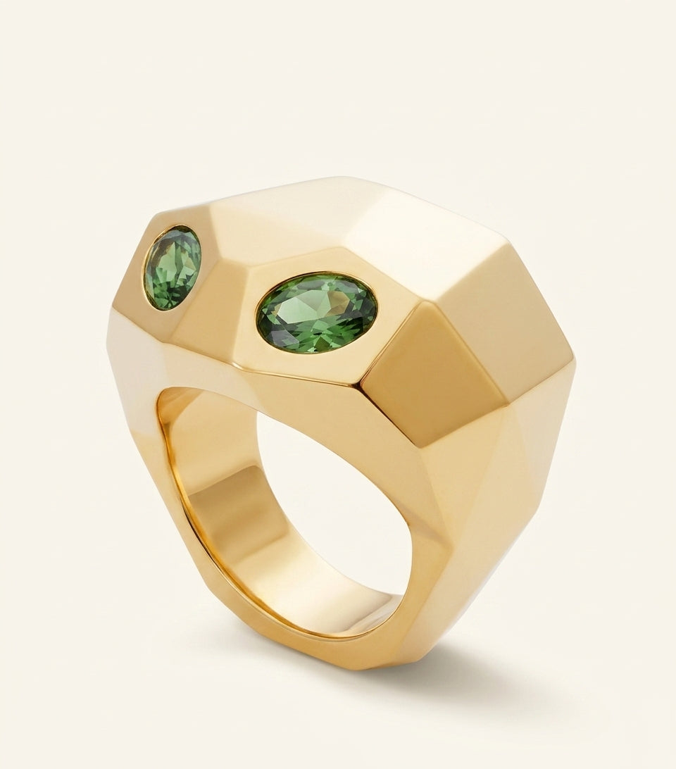 Cartier Panthère ring yellow gold peridot onyx (British brand)