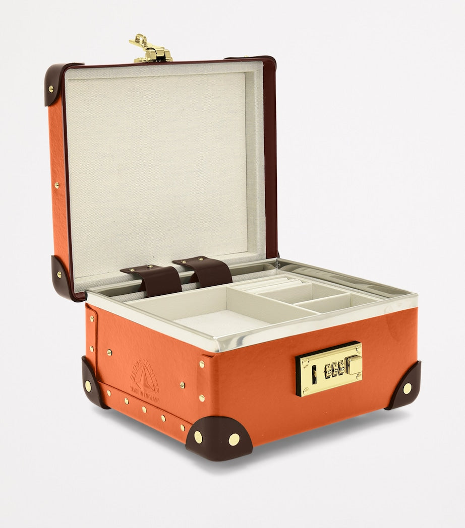 Globe-Trotter compact jewellery travel case with combination lock and removable tray, UK version