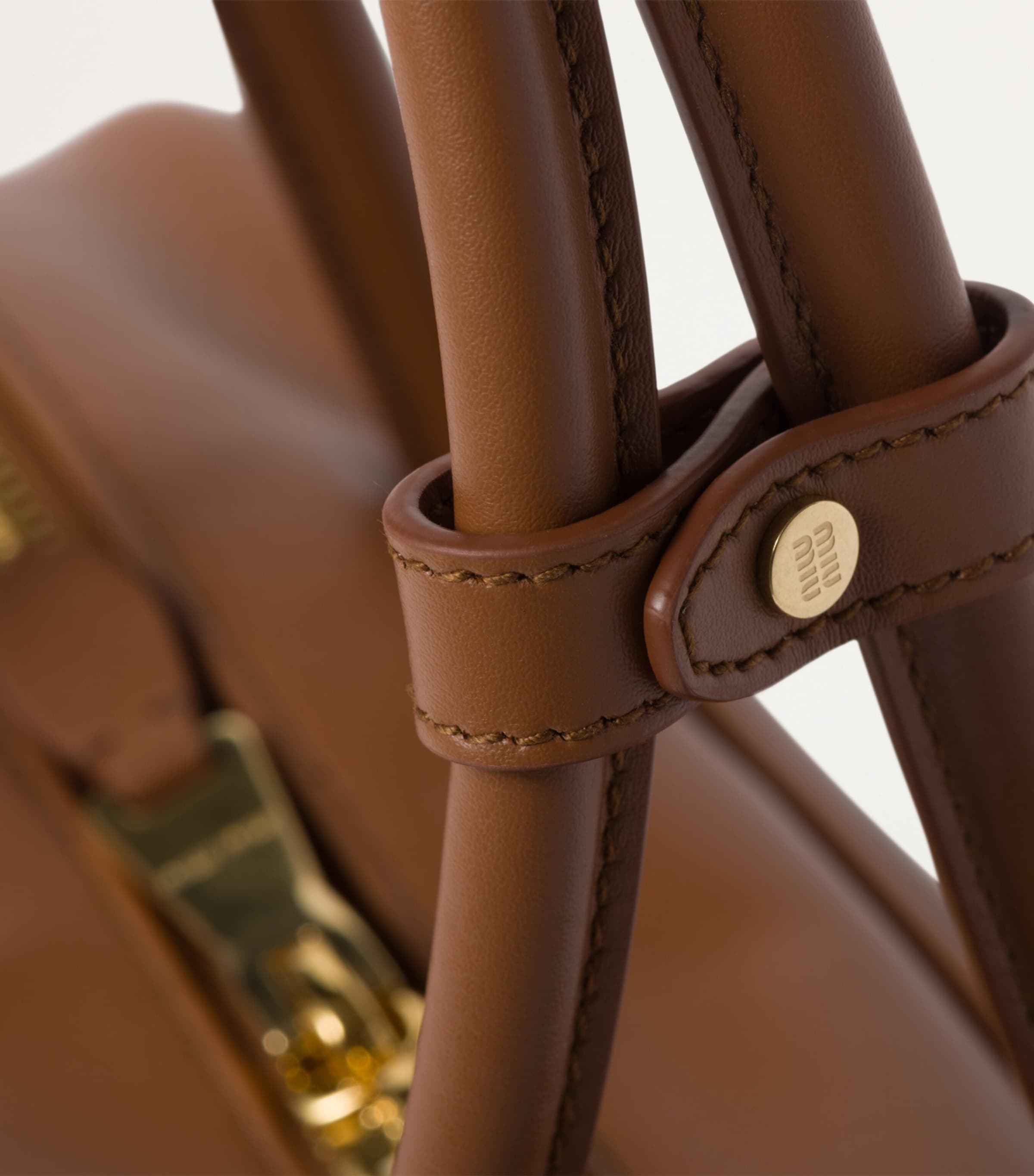 Miu Miu Beau shoulder bag in calfskin leather, UK version