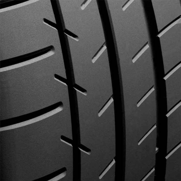 Michelin Pilot Super Sport tyre 285/30 R20, UK version