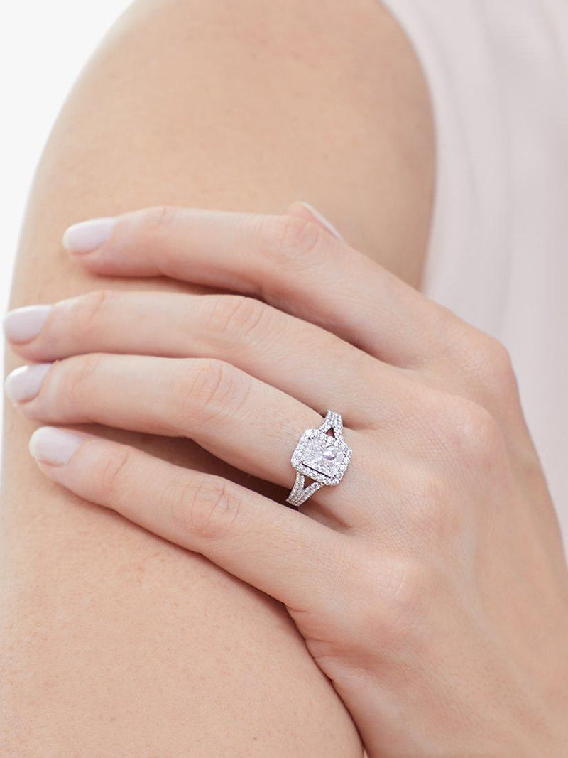 Jools by Jenny Brown Zirkonia-Smaragd-Halo-Ring, UK-Version
