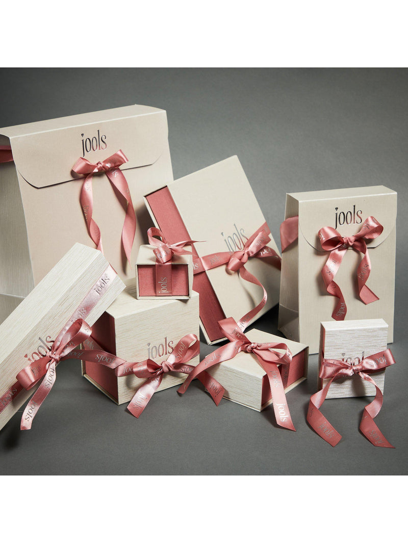 Jools by Jenny Brown Zirkonia-Smaragd-Halo-Ring, UK-Version