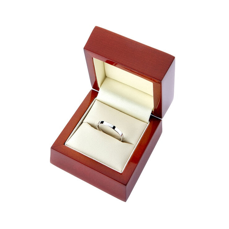Platinum flat court wedding ring 4.0mm (British brand)