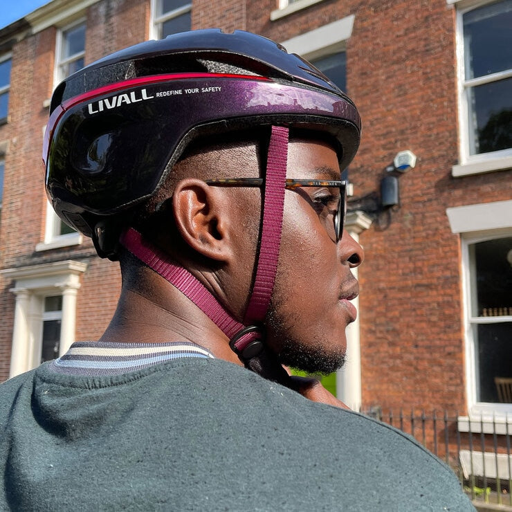 Livall EVO21 smart bike helmet ultraviolet medium size (British brand)