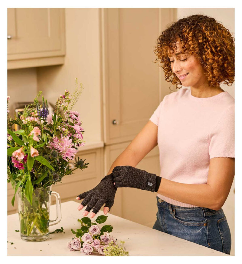 Neo G Arthritis Handschuhe Medium - britisches Produkt
