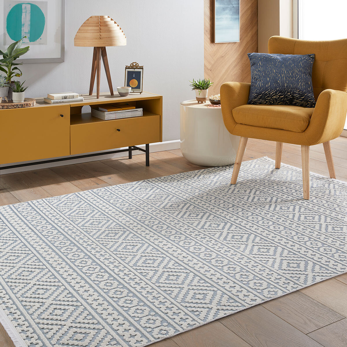 Concept Looms blue indoor outdoor rug in two sizes, imported from the UK