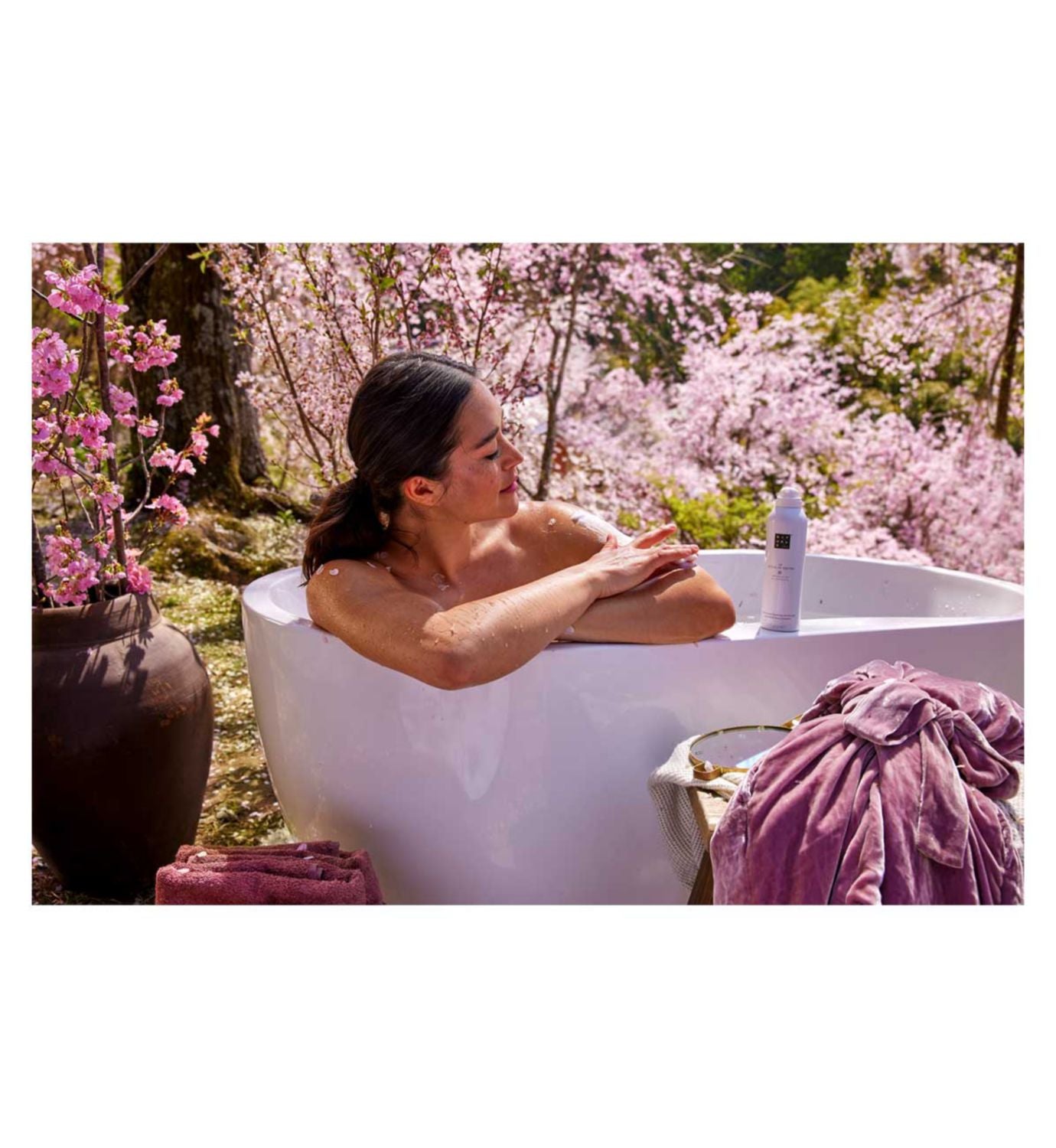 Rituals foaming shower gel Cherry Blossom & Rice Milk 200ml (British brand)