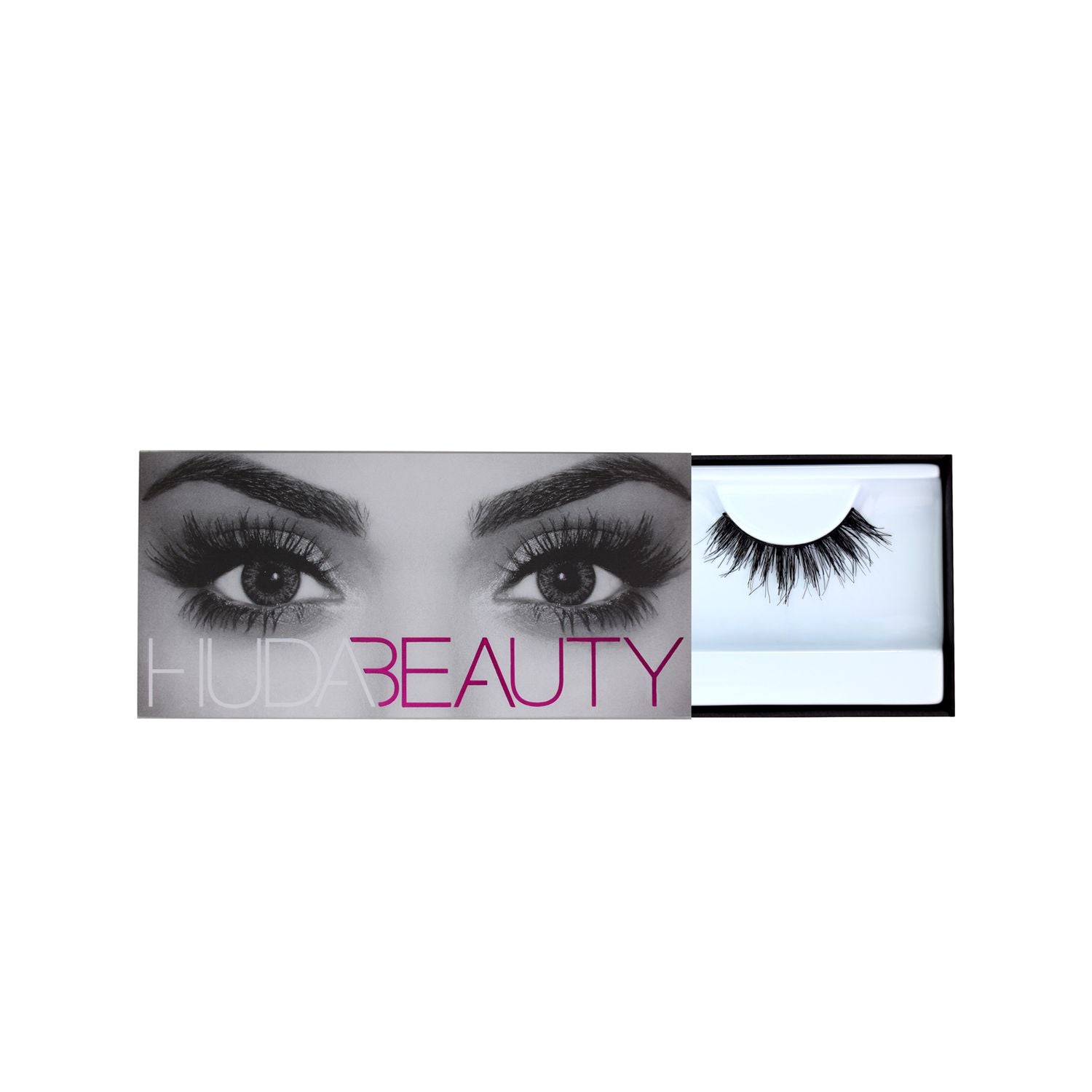 Huda Beauty Classic Lash Samantha 07 false lashes, British brand