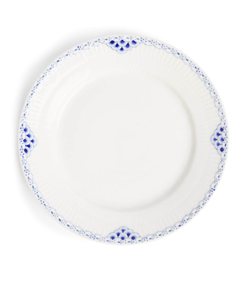 Royal Copenhagen Princess pattern porcelain plate 19cm, imported from the UK