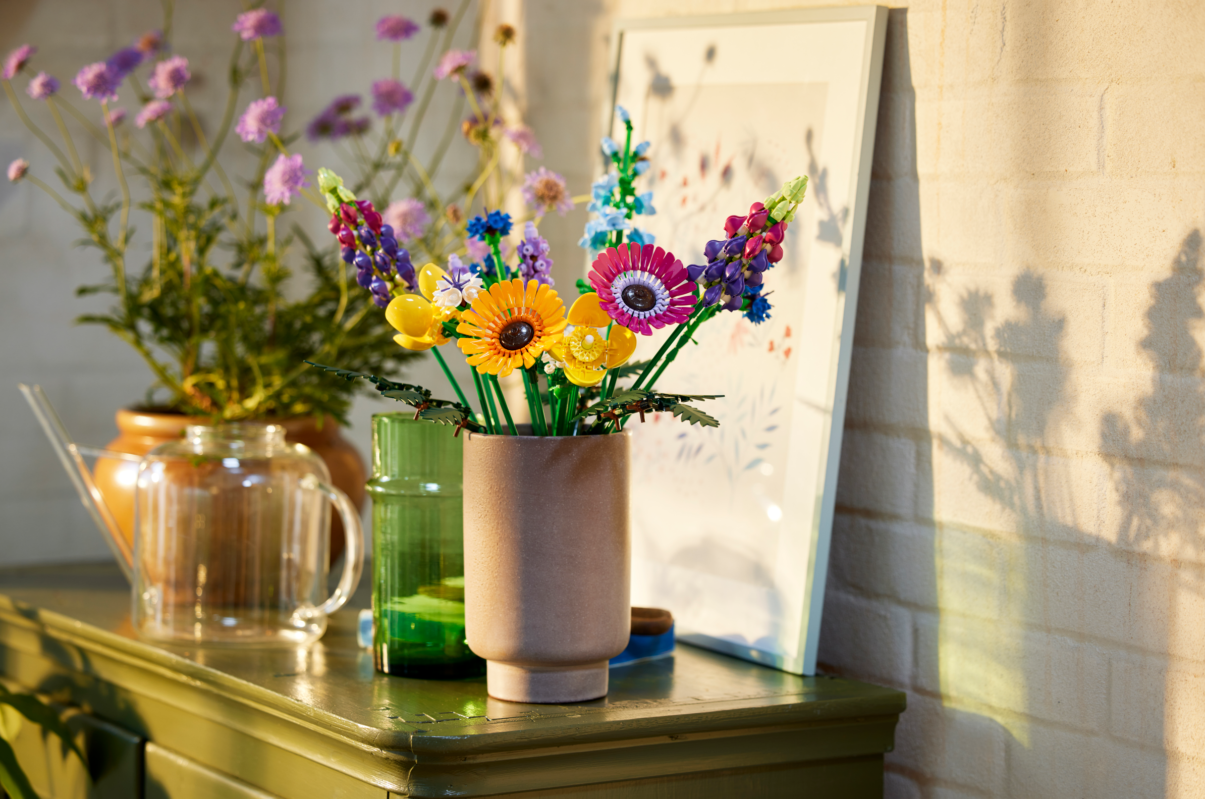 LEGO Wildflower Bouquet 939 pieces, imported from the UK