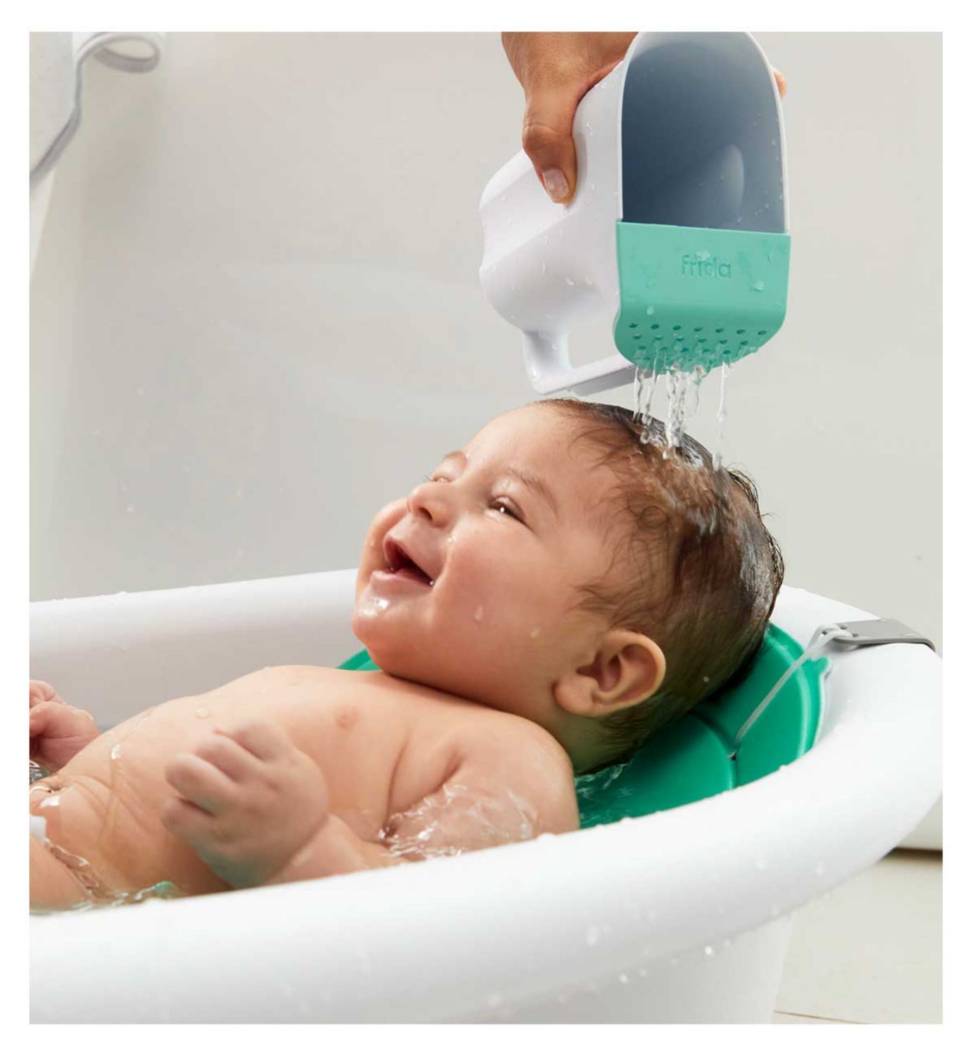 Frida Baby control the flow rinser - British product