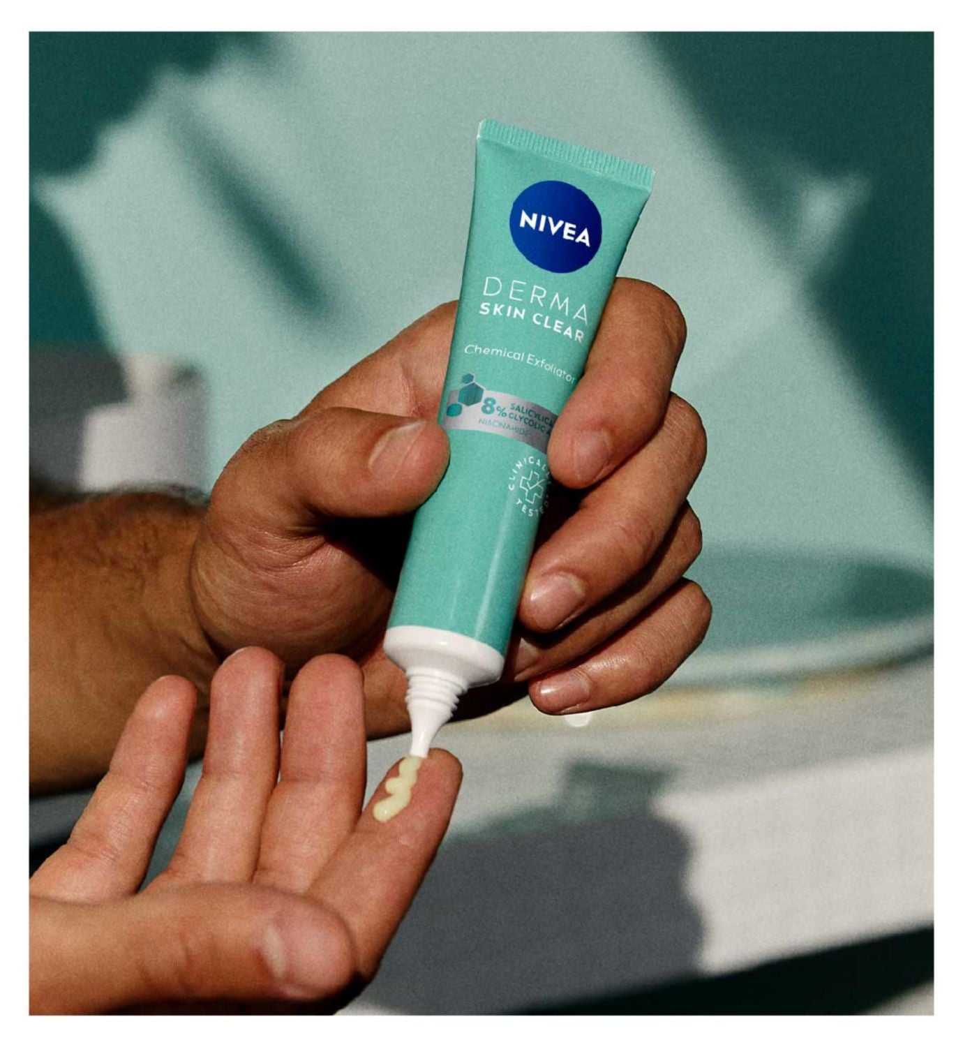 NIVEA Derma Skin Clear chemical exfoliator 40ml, UK version