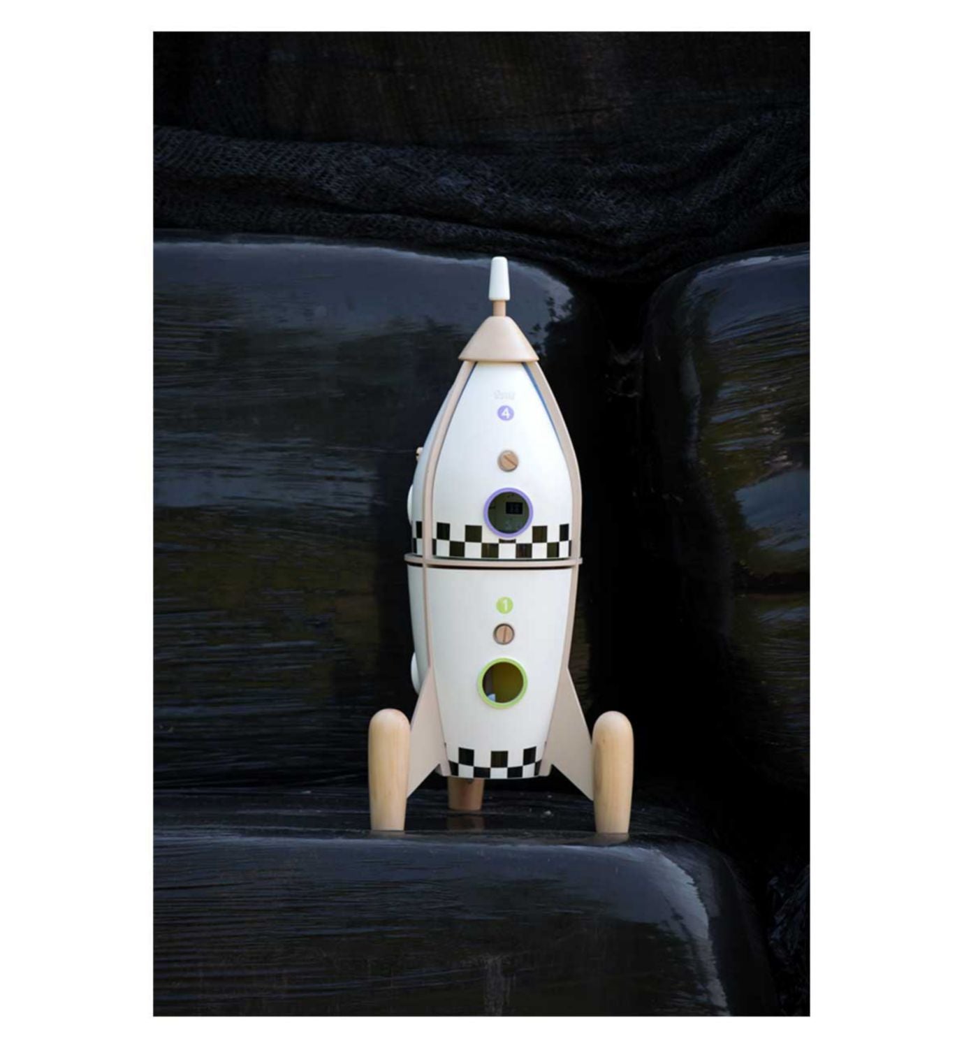 Classic World wooden rocket ship 51 pieces, imported from the UK