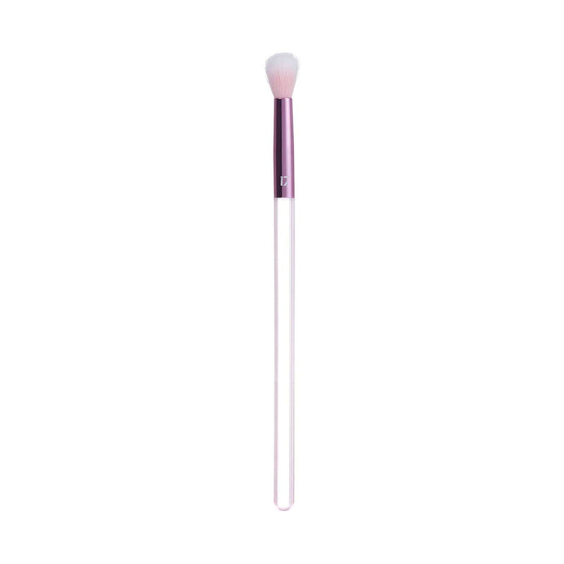 Boots tapered eyeshadow brush for blending, synthetic bristles (British brand)
