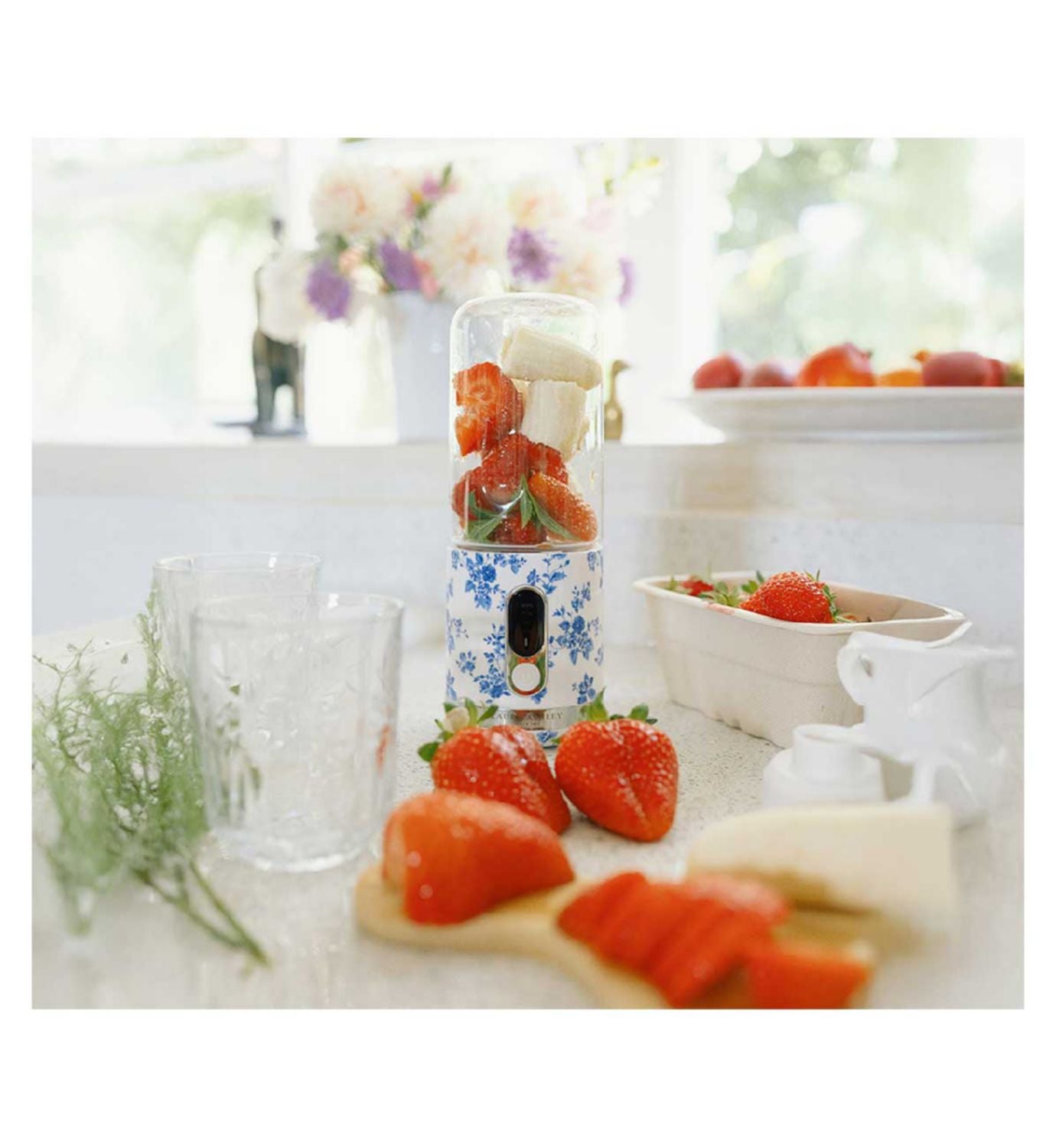 Laura Ashley USB smoothie maker China Rose 450ml, imported from the UK