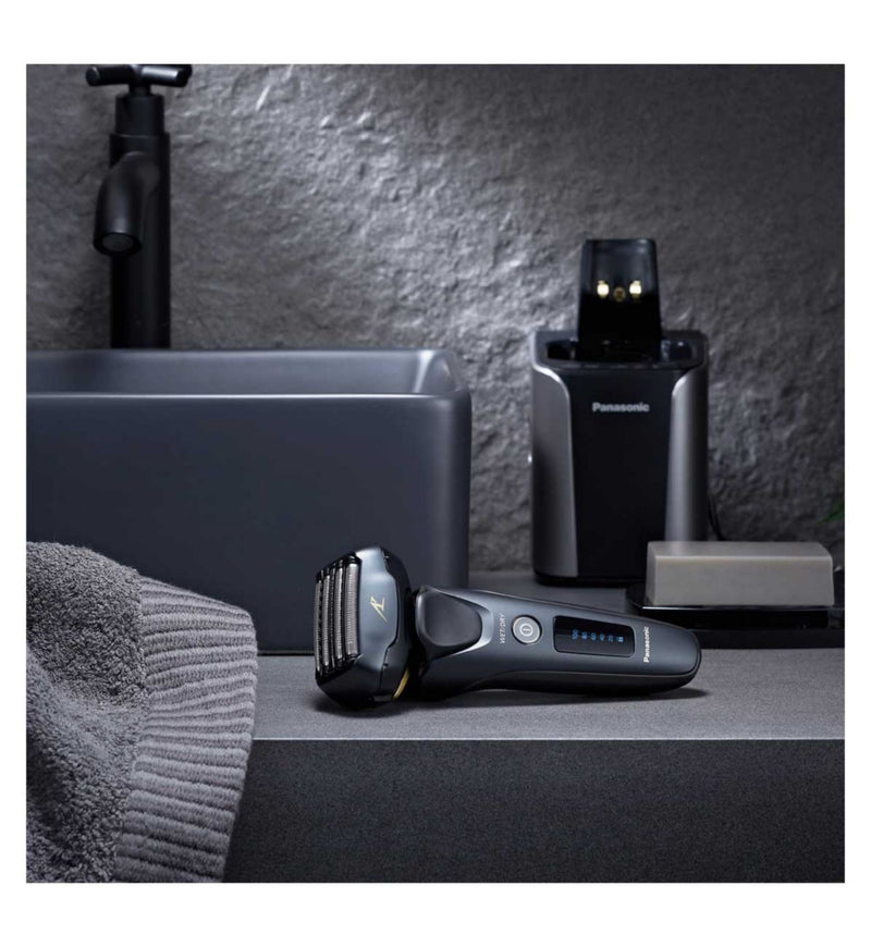 Panasonic Electric Shaver Wet and Dry, imported from the UK