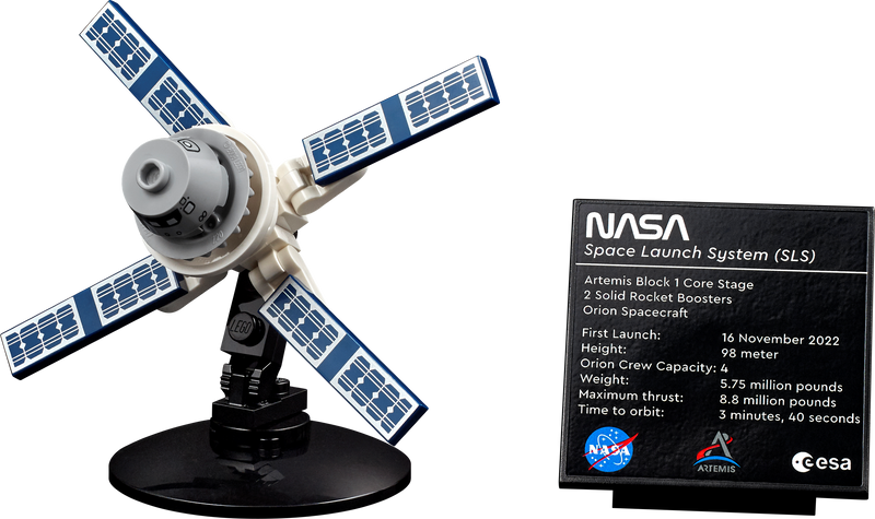 LEGO NASA Artemis Space Launch System model kit 3601 pieces, imported from the UK